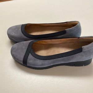 Women’s Clark loafers